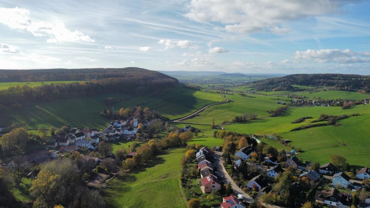 Ferienwohnungen Am Jura Weißenburg in Bayern エクステリア 写真